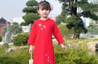 [🆕🇻🇳] Sally’s House – Thời trang cao cấp dành cho bé gái 🧑‍🧒❤️️👶⭐️ Áo dài đỏ cho ngày tết.
Chất vải linen kết hợp với quần lụa satin cao cấp.
– Group zalo với nhiều ưu đãi :
– Cửa hàng tại Shopee với nhiều voucher hấp dẫn , shares-0✔️ , likes-3❤️️ , date-2024-12-27 19:08:28🇻🇳🇻🇳🇻🇳📰🆕