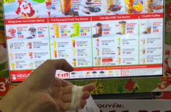 [🆕🇻🇳] Mixue Sầm Sơn – Kem tươi, Trà sữa, Trà Hoa Quả 🍔 Top1Food  🍜   MERRY CHRISTMAS 2024
Trà Ngon Kem Ngọt – Đón Giáng Sinh Về
———-
Một mùa đông lại tới, một năm cũ sắp đi qua và ông già Noel sắp gõ cửa từng nhà , shares-0✔️ , likes-4❤️️ , date-2024-12-26 02:01:20🇻🇳🇻🇳🇻🇳📰🆕