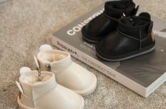 [???] Sulie House – Phụ kiện cho bé  ?‍?❤️️?⭐️ Sulie lại về sẵn hàng  1 siêu phẩm cho các MẹMẫu giày lông  này đang hot rần rần và được săn đón rất nhiều đó ạ_____________________________________, shares-0✔️ , likes-3❤️️ , date-2024-12-26 16:23:38????????