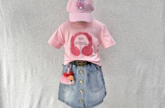 [🆕🇻🇳]  Bí Bo Shop- Order hàng Quảng Châu cao cấp 🧑‍🧒❤️️👶⭐️ Set váy xinh cho bé diện Tết
Áo chất cotton mát
Chân váy chất Jeans mềm, bên trong cho chip bảo hộ
Giá: #450k/ set ( áo + chân váy)
Nón #170k/ cái
Hàng  , shares-0✔️ , likes-0❤️️ , date-2024-12-29 04:50:01🇻🇳🇻🇳🇻🇳📰🆕