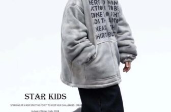 [🆕🇻🇳]  Star Kids Thời trang cao cấp dành cho trẻ em 🧑‍🧒❤️️👶⭐️  Siêu phẩm trong làng tránh rét
Áo khoác hàng hãng mặc bao đỉnh các Mom ơi
Size: 120-170(25-65kg)
Cam kết  Hàng chất lượng cao: không bai không xù, k , shares-0✔️ , likes-2❤️️ , date-2024-12-24 15:01:50🇻🇳🇻🇳🇻🇳📰🆕
