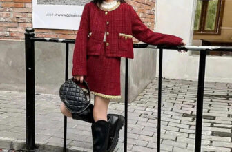 [🆕🇻🇳] Beeshop – Thiết kế & Thời trang 🧑‍🧒❤️️👶⭐️   Set Vest Dạ Đỏ Cổ Tròn Đính Đá – Sang chảnh cho béchất liệu dạ cao cấp giúp bé cực nổi bật và luôn tỏa sángMẫu hot trend không thể thiếu năm nay , shares-0✔️ , likes-7❤️️ , date-2024-12-29 04:10:04🇻🇳🇻🇳🇻🇳📰🆕