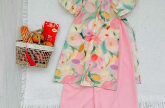 [🆕🇻🇳]  Ber Orion – Quần áo trẻ em – Sỉ 🧑‍🧒❤️️👶⭐️ Set áo dài về đơn có dư
Size 2 (12-14kg)
Size 3 (14-16kg)
Size 4 (16-18kg)
Size 6 (22-24kg)
Size 8 (27-30kg)Giá #265k
, shares-0✔️ , likes-3❤️️ , date-2024-12-25 17:11:31🇻🇳🇻🇳🇻🇳📰🆕