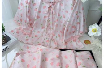 [???] NMee house  ? Top1Fashion ?  Tay loe quần dài form đẹppp xĩu nhoaaaa.
, shares-0✔️ , likes-1❤️️ , date-2024-12-27 19:02:59????????