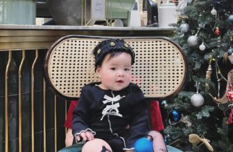 [???]  Min.A Kid – Mũ/Tuban Cho Bé Yêu  ?‍?❤️️?⭐️ Tháng cuối của năm là tháng cầy cuốc để sắm đồ cho các em diện tết đấyyyy nhé nên các em nhớ ngoan nghe chưa
#feedback
#Mũ_turban
, shares-0✔️ , likes-3❤️️ , date-2024-12-25 18:11:14????????