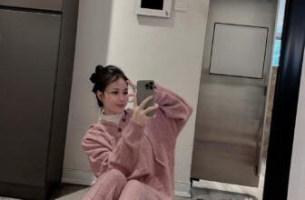 [🆕🇻🇳] June Shop – Nhà phân phối đồ may mặc 👕 Top1Fashion 👗  Hửng hửng thê thôi ma rét đooo
Cowdoun la cư phai mặc ấm vao cho e các chế oiii
Set len xinh mê điii. Dáng len mũ ma mầu xinh độc lạ lun iu. Chât len thi  , shares-0✔️ , likes-5❤️️ , date-2024-12-29 19:41:13🇻🇳🇻🇳🇻🇳📰🆕