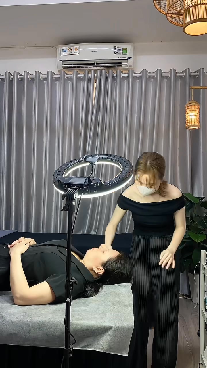 [🆕🇻🇳]  Le BéBé  (Lebebee) – Đồ em bé – Đồ trẻ em 🧑‍🧒❤️️👶⭐️ Các mẹ sắp sinh sắm ngay cái bình Hegen 60ml bé tí chuyên cho sơ sinh này nhé, dùng thích điên lên được, bình bé không bị khí vào, bé không nôn trớ đầy bụn , shares-0✔️ , likes-5❤️️ , date-2024-12-28 23:13:24🇻🇳🇻🇳🇻🇳📰🆕