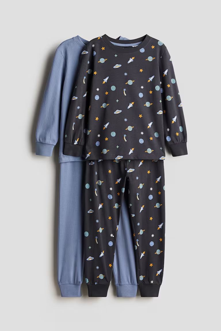 [🆕🇻🇳] Shop Mẹ Bon – Chuyên quần áo trẻ sơ sinh , trẻ em chính hãng 🧑‍🧒❤️️👶⭐️ Tổng hợp khoác và Gile e sẵn , lẻ size rồi ạ , e xả giá ngã cây, mom nào săn sale năm nay hoặc năm sau mặc cũng được nè , cmt e tư vấn nhé ạ
, shares-0✔️ , likes-4❤️️ , date-2024-12-28 19:42:17🇻🇳🇻🇳🇻🇳📰🆕