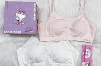 [🆕🇻🇳]  Thời trang trẻ em cao cấp- shop Yu Yu 🧑‍🧒❤️️👶⭐️ SHOP CÒN VÀI SET–> 250k SALE  Còn 200k/ SET
Set 2 áo lá dây tơ tằm cho bé tuổi dậy thì .
Màu sắc : 1 hồng phấn +1 trắng
Điểm nổi bật:
Sử dụng chất lụa  , shares-0✔️ , likes-3❤️️ , date-2024-12-25 19:45:47🇻🇳🇻🇳🇻🇳📰🆕
