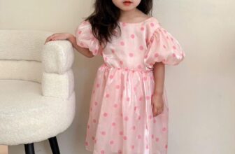 [???]  Thời trang trẻ em SamBon Kids  ?‍?❤️️?⭐️ Đại hội săn sale mùa Giáng sinh
Sale đồng giá 89k/ cái tất cả mẫu bên dưới
Size em ghi trên ảnh ạGhé shop hoặc inb em nhanh nhanh
___________________
Sam , shares-0✔️ , likes-1❤️️ , date-2024-12-24 19:53:15????????