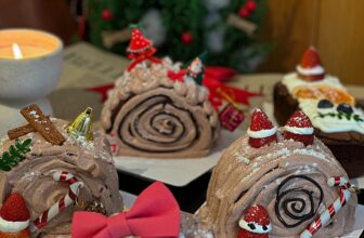 [🆕🇻🇳] Bối Bakery-Chuyên sỉ, lẻ các loại bánh bông lan trứng muối – bánh cheese – bánh chuối thượng hải- tiramisu 🍔 Top1Food  🍜 Chiếc bánh đặc trưng không thể thiếu mỗi dịp Giáng sinh.
Cốt bánh cuộn nhân kem socola béo thơm
1 khúc nhỏ dài 7cm, đường kính 12cm  105
Castelaa choco , shares-0✔️ , likes-1❤️️ , date-2024-12-24 18:00:32🇻🇳🇻🇳🇻🇳📰🆕