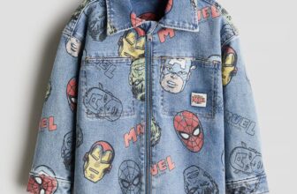 [🆕🇻🇳]  𝐀𝐥𝐯𝐢𝐧 & 𝐁𝐫𝐨𝐭𝐡𝐞𝐫 – 𝘒𝘪𝘥𝘴 𝘈𝘶𝘵𝘩𝘦𝘯𝘵𝘪𝘤 – Quần áo trẻ em nhập khẩu từ Mỹ 😎❤️️⭐️ 𝐏𝐫𝐢𝐧𝐭𝐞𝐝 𝐝𝐞𝐧𝐢𝐦 𝐨𝐯𝐞𝐫𝐬𝐡𝐢𝐫𝐭Áo khoác denim rộng rãi in họa tiết toàn bộ. Cổ áo, khóa kéo phía trước có miếng bảo vệ cằm chống trầy xước, vai trễ và đai áo. Tú , shares-0✔️ , likes-0❤️️ , date-2024-12-25 21:10:02🇻🇳🇻🇳🇻🇳📰🆕