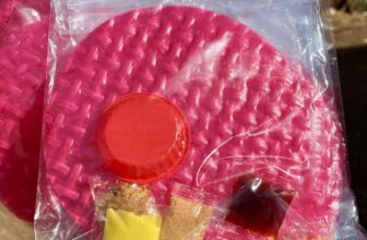 [🆕🇻🇳] Xưởng Bánh Tráng Kim Yến 🍔 Top1Food  🍜 Trong hôm nay anh chị sỉ nào cần hàng nhắn tin gấp gấp cho em, chốt đơn em gửi hàng, trong hôm nay nha. Mai 28/12 em nghỉ , em nghỉ 4 5 ngày mới làm lại ạ  , shares-0✔️ , likes-0❤️️ , date-2024-12-28 01:45:11🇻🇳🇻🇳🇻🇳📰🆕