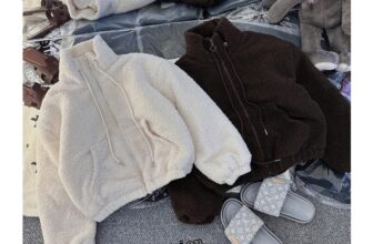 [🆕🇻🇳] Ngân – Chuyên sỉ hàng VNXK – KHO SỈ HÀNG VNXK SẴN TẬN XƯỞNG 👕 Top1Fashion 👗  Về kịp những ngày se lạnh
Áo khoác lông cừu qc
Lẻ #240k
•••••••••••••••••♡•••••••••••••••••
Tuyển sỉ từ 5sp
Join group sỉ:#thoitrangnu #chuyensi #xuhuo , shares-0✔️ , likes-0❤️️ , date-2024-12-28 05:43:32🇻🇳🇻🇳🇻🇳📰🆕