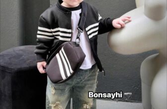 [🆕🇻🇳] Tommy baby – Quần áo sơ sinh & trẻ em 🧑‍🧒❤️️👶⭐️ Gom #199k 3 chi tiết: Áo khoác + quần bò + áo phông trắnggggMã này mặc chung hay tách set đều xinh luôn ạ
Rẻ hơn chữ rẻ luôn. Mom nhặt size cho bé nhaS , shares-0✔️ , likes-12❤️️ , date-2024-12-30 16:08:54🇻🇳🇻🇳🇻🇳📰🆕