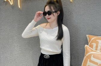 [🆕🇻🇳] Dec.21 Clothing – Thời trang nữ uy tín Nam Định 👕 Top1Fashion 👗  Áo xích lệch vai
2 màu cho ce_______ꫛꫀꪝ sẵn______
𝔻𝕖𝕔.𝟚𝟙 ℂ𝕝𝕠𝕥𝕙𝕚𝕟𝕘
:  𝟎𝟗𝟒𝟕𝟎𝟗𝟎𝟏𝟗𝟒
𝐀𝐝𝐝: 𝟒𝟐𝟔 𝐓𝐫𝐚̂̀𝐧 𝐇𝐮̛𝐧𝐠 Đ𝐚̣𝐨 – 𝐍𝐚𝐦 Đ𝐢̣𝐧𝐡
𝐒𝐡𝐢𝐩 𝐜𝐨𝐝 𝐭𝐨𝐚̀ , shares-0✔️ , likes-1❤️️ , date-2024-12-30 22:44:01🇻🇳🇻🇳🇻🇳📰🆕