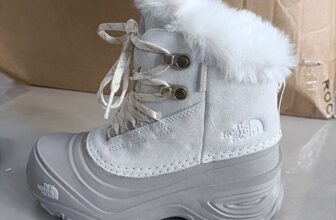 [???] Giày xuất khẩu, giày trẻ em xuất khẩu, giày xuất khẩu nam nữ  ? Top1Fashion ?  Giày đi tuyết TNF
Size 32 bàn chân 20 cm
Có chống thấm nước, lót lông ấm chân
, shares-0✔️ , likes-0❤️️ , date-2024-12-30 17:01:34????????