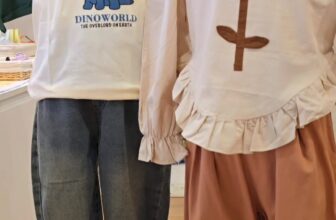 [🆕🇻🇳] EM BÉ HON – Được có mặt trong những khoảnh khắc lớn lên của các em bé – luôn là điều mà tiệm tự hào nhất! 🧑‍🧒❤️️👶⭐️ #HÀNGCÓSẴNMommy nào thích tone nâu ấm đằm thắm về đội set này liền nha, số lượng còn ít ạFacebook: Em Bé Hon
Instagram: embehon.xinchao
Ghé t , shares-0✔️ , likes-1❤️️ , date-2024-12-28 20:58:48🇻🇳🇻🇳🇻🇳📰🆕