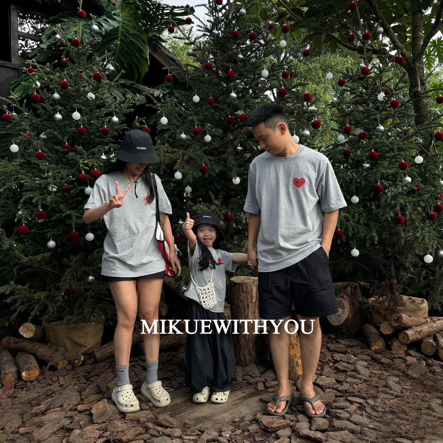 [🆕🇻🇳]  Mikue kids.club – CỬA HÀNG QUẦN ÁO CHO BÉ VÀ GIA ĐÌNH 🧑‍🧒❤️️👶⭐️ //𝐍𝐄𝐖 𝐈𝐍// 𝐃𝐨𝐧’𝐭 𝐟𝐨𝐫𝐠𝐞𝐭 𝐭𝐨 𝐬𝐦𝐢𝐥𝐞 𝐓-𝐬𝐡𝐢𝐫𝐭Thiết kế đơn giản nhưng tinh tế với hình thêu nổi bật ở mặt trước và thông điệp ‘Don’t forget to smile’ ở phía sa , shares-0✔️ , likes-3❤️️ , date-2024-12-29 16:45:14🇻🇳🇻🇳🇻🇳📰🆕