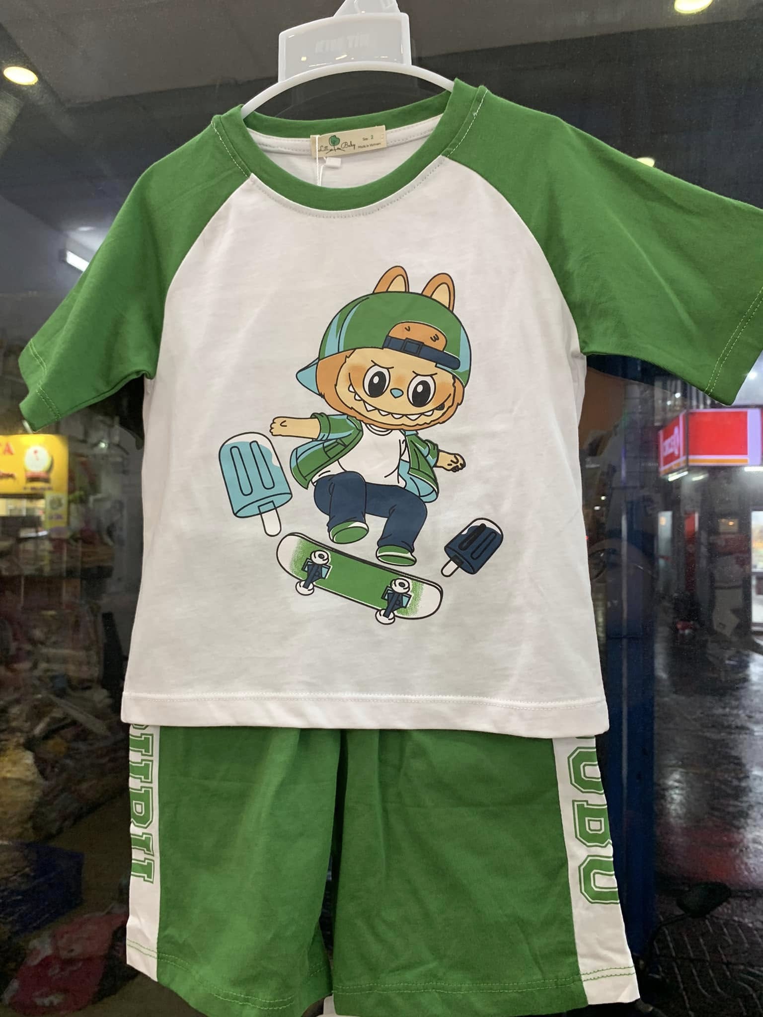 [🆕🇻🇳] LITIBABY Hồ Chí Minh 😎❤️️⭐️ Bộ đồ thun mịn đẹp dày dặn,
thiết kế dáng phom áo raglan phối quần nổi bật cực đẹp. Với chất liệu cotton co giãn đảm bảo độ bền, đàn hồi và độ co giãn tốt , shares-0✔️ , likes-0❤️️ , date-2024-12-29 16:37:07🇻🇳🇻🇳🇻🇳📰🆕