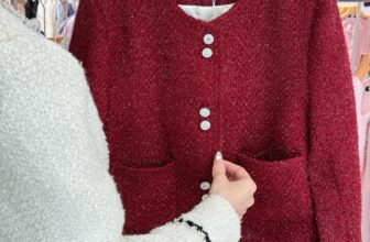 [🆕🇻🇳] YAME – For the love of black & white 👕 Top1Fashion 👗  𝐑𝐄𝐃 𝐓𝐖𝐄𝐄𝐃 𝐓𝐑𝐄𝐍𝐃𝐘 𝐅𝐎𝐑 𝐍𝐄𝐖 𝐘𝐄𝐀𝐑 𝟐𝟎𝟐𝟓Áo dạ tweed Kaline với sắc đỏ đầy cuốn hút cùng thiết kế tân cổ điển quen thuộc luôn làm tốt vai trò của mình trong việ , shares-0✔️ , likes-16❤️️ , date-2024-12-30 19:00:22🇻🇳🇻🇳🇻🇳📰🆕