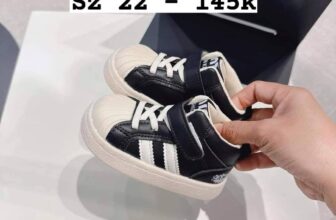 [🆕🇻🇳] Piza Mama & Kid – Chuyên giày dép – phụ kiện cần thiết cho bé 🧑‍🧒❤️️👶⭐️  Shop sale hàng lẻ size còn mới nguyên. Mẹ nào cần lấy giúp shop ạ.
, shares-1✔️ , likes-1❤️️ , date-2024-12-28 21:21:09🇻🇳🇻🇳🇻🇳📰🆕