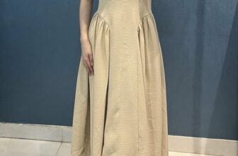 [🆕🇻🇳] ViS Store 👕 Top1Fashion 👗  H0/BS MIDI DRESS
☞ Giá: 310kĐầm midi dài 120-124cm theo size. Thiết kế rã rập thân, tùng váy xếp dún phồng 2 bên trẻ trung, sang xịn. Chất vải dệt tổ ong , shares-0✔️ , likes-0❤️️ , date-2024-12-31 15:37:15🇻🇳🇻🇳🇻🇳📰🆕