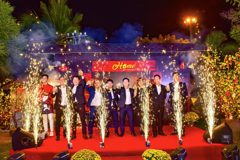 Bật mí studio chụp ảnh year end party uy tín tại Đà Nẵng