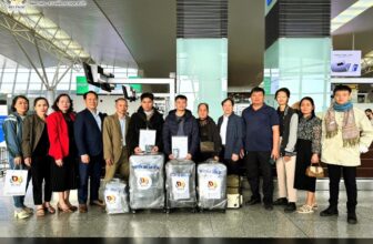 Tiễn Bay Tiến Duy Và Thế Quyền Cất Cánh đến CHLB Đức  [👨‍🎓🇻🇳] dwn.com.vn