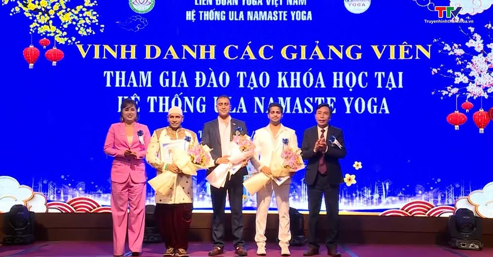 [???] giayBOM ? Top1Fashion ?  Xã hết kho giá từ 49k ăn Tết sớm
 , shares-0✔️ , likes-40❤️️ , date-2025-01-07 17:34:58????????