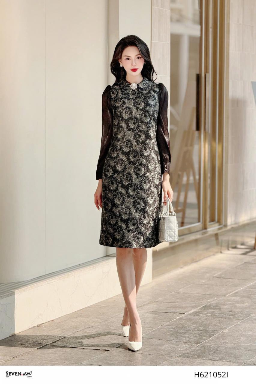 [🛒🇻🇳]Đầm suông gấm hoạ tiết phối tay voan thời trang nữ Seven.AM H621052I – Seven.AM , SKU – – sevenam.vn 🇻🇳🛒Top1Shop🛒 🇻🇳Top1Vietnam🇻🇳 🛍🛒🇻🇳