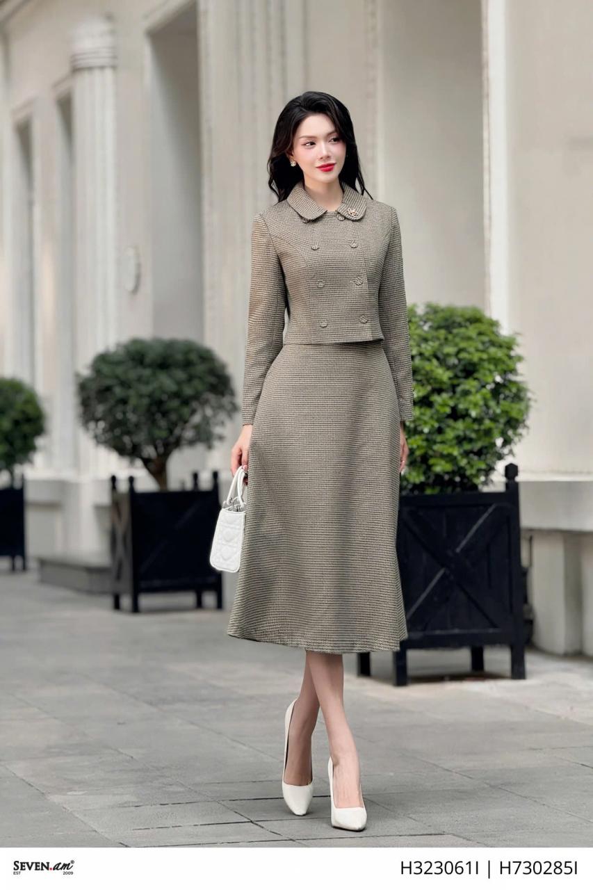 [🛒🇻🇳]Juyp xoè kẻ hoạ tiết be đen thời trang nữ Seven.AM H730285I – Seven.AM , SKU – – sevenam.vn 🇻🇳🛒Top1Shop🛒 🇻🇳Top1Vietnam🇻🇳 🛍🛒🇻🇳