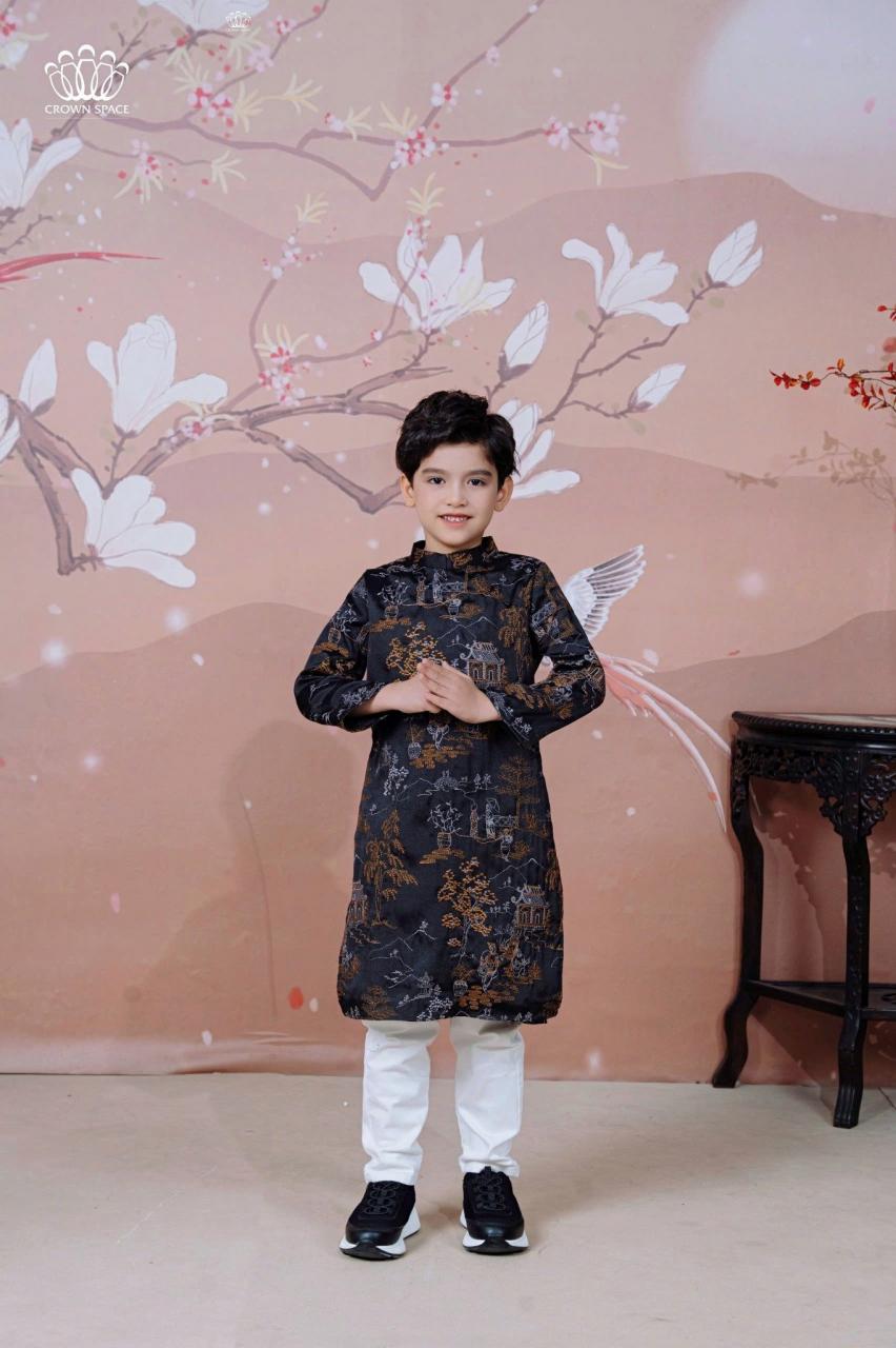 [🛒🇻🇳]Áo Dài Bé Trai Voan In Tranh Thủy Mặc Cao Cấp Crown Space  Sang Trọng & Độc Đáo Mã CKBL9942002 – Crown Space , SKU – CKBL9942002.R.3 – crownspace.vn 🇻🇳🛒Top1Shop🛒 🇻🇳Top1Vietnam🇻🇳 🛍🛒🇻🇳