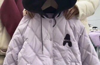 [🆕🇻🇳]  Linh Vit – Chuyên Quần Áo, giày dép , phụ kiện trẻ em từ 1-16 tuổi 🧑‍🧒❤️️👶⭐️ Hàng zề hàng zề. Em bomber mũ siu ấm mà nhẹ ạ, mặc thích lắm nha
– sz : 160 – 170~~~~~~~~~~~~~~~~
𝐅𝐛 : 𝐋𝐢𝐧𝐡 𝐕𝐢𝐭
𝗔𝗱𝗱 : 𝟭𝟯𝟴 𝗛𝗮̀𝗻𝗴 𝗞𝗲̂𝗻𝗵, 𝗛𝗮̉𝗶 𝗣𝗵𝗼̀𝗻𝗴
0934 , shares-0✔️ , likes-0❤️️ , date-2024-12-23 16:27:57🇻🇳🇻🇳🇻🇳📰🆕