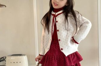 [🆕🇻🇳] NHI CHAN  (Kid Clothings) – Chuyên quần áo bé gái Quảng Châu cao cấp 🧑‍🧒❤️️👶⭐️ Thấy đỏ là thấy TếtNhi Chan xin ra mắt ba mẹ bộ sưu tập đón Tết xinh yêu vô cùngHàng quảng châu cao cấp, chất liệu mềm mại, kiểu dáng đa dạng, màu sắ , shares-11✔️ , likes-70❤️️ , date-2024-12-28 22:00:58🇻🇳🇻🇳🇻🇳📰🆕