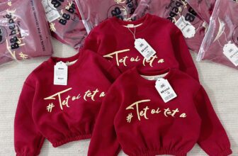 [🆕🇻🇳] Baby Closet luôn muốn được đồng hành cùng các mom chăm sóc, bảo vệ và yêu thương các con 🧑‍🧒❤️️👶⭐️ Xưởng mở thêm đợt order .
Only 1c #99k Tết_ơi_Tết_à  lên sóng tri ân cuối năm cho các mẹ sắm con diện Tết siêu xinh, set này trai gái đều diện được, chất  , shares-1✔️ , likes-3❤️️ , date-2024-12-31 23:32:53🇻🇳🇻🇳🇻🇳📰🆕