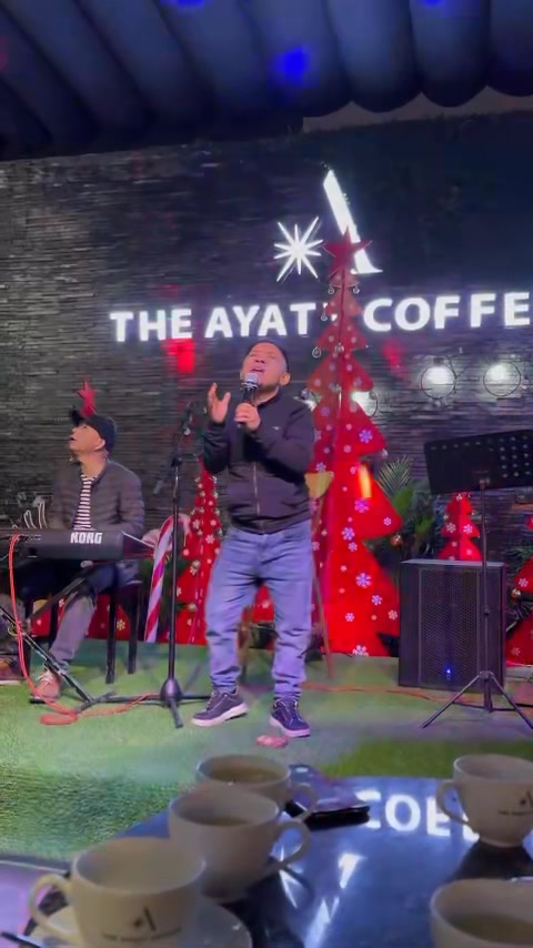 [☕️🇻🇳] The Ayatt Coffee  🥤 Top1Coffee ☕️ Đ𝐞̂𝐦 𝐧𝐡𝐚̣𝐜 “ 𝐓𝐚̣𝐦 𝐁𝐢𝐞̣̂𝐭 𝟐𝟎𝟐𝟒 – 𝐂𝐡𝐚̀𝐨 𝟐𝟎𝟐𝟓 𝐑𝐮̛̣𝐜 𝐑𝐨̛̃” 𝐜𝐮̀𝐧𝐠 𝐓𝐡𝐞 𝐀𝐲𝐚𝐭𝐭 𝐂𝐨𝐟𝐟𝐞𝐞Hẹn bạn 19h30 tối nay, hòa trong không gian ánh s , shares-0✔️ , likes-19❤️️ , date-2024-12-31 22:27:51🇻🇳🇻🇳🇻🇳📰🆕