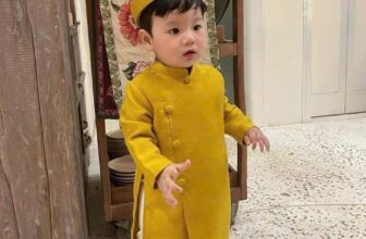 [🆕🇻🇳] Baby Closet luôn muốn được đồng hành cùng các mom chăm sóc, bảo vệ và yêu thương các con 🧑‍🧒❤️️👶⭐️ Áo dài Bình An cho Bé Trai và Bố
Bé Trai: Áo-quần-mấn size 2T (12-14kg) giá 32xk.
Bố: Chỉ có áo size XXL (81-86kg) giá 33xk.
Combo 2 set Freeship ạ
, shares-1✔️ , likes-1❤️️ , date-2025-01-03 23:41:09🇻🇳🇻🇳🇻🇳📰🆕