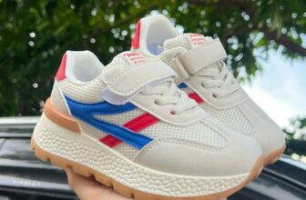 [🆕🇻🇳]  Sugar Baby – Chuyên thời trang trẻ em, sơ sinh 🧑‍🧒❤️️👶⭐️ ( Hàng sẵn kho)
giầy thể thao cho bé trai và bé gái, hàng cao cấp đế nhiều lớp siêu êm, tăng chiều cao Mã F209, full box túi xịn xò
sho về size Trung  , shares-1✔️ , likes-0❤️️ , date-2025-01-14 04:07:04🇻🇳🇻🇳🇻🇳📰🆕