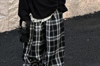 [🆕🇻🇳] BABYBUYvip – chuyên giày dép – quần áo cao cấp cho bé yêu 🧑‍🧒❤️️👶⭐️ Nhiều mẫu mới lắm mà lười đăng cả nhà ạ!!!
HÀNG CÓ SẴN
Hay hơn order là hàng có sẵn số lượng nên nhỡ không vừa còn đổi size đổi mẫu ạ
ĐẰNG nào mẹ CŨNG ph , shares-0✔️ , likes-0❤️️ , date-2024-12-31 06:43:06🇻🇳🇻🇳🇻🇳📰🆕