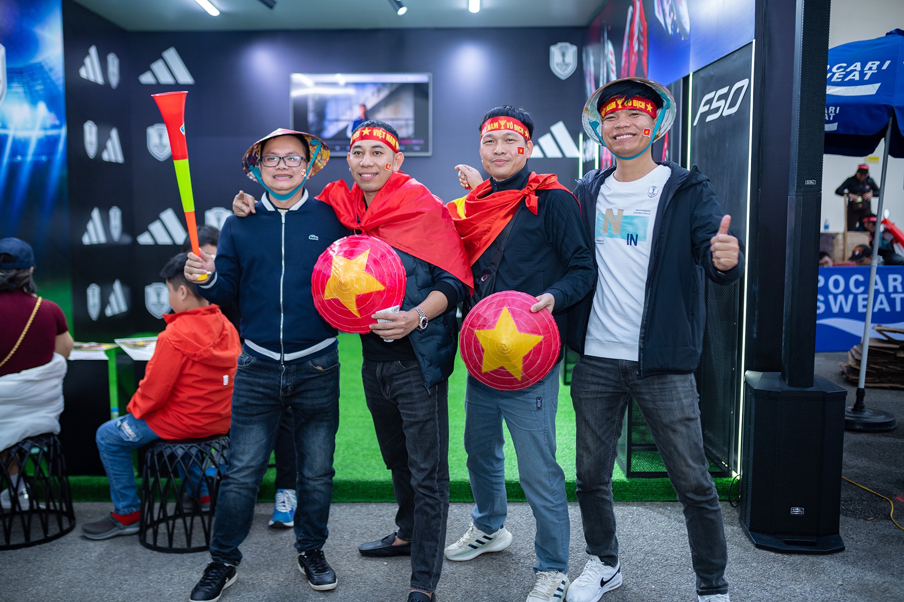 [🆕🇻🇳] Everluxe – Không ngừng sáng tạo ra những điều bất ngờ trong từng sản phẩm đơn giản nhất! 👕 Top1Fashion 👗  HAPPY NEW YEAR / Up to 50% OFF25.12.24 -01.01.25 / All ItemsMORE AT:
HCM: 192B Vo Van Tan St., Dist.3 (Open on 15.12.2024)
Inbox để đặt hàng ->
Hot , shares-0✔️ , likes-6❤️️ , date-2024-12-30 22:00:30🇻🇳🇻🇳🇻🇳📰🆕