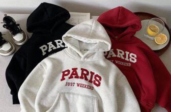 [🆕🇻🇳]  Thư Phùng Kids  🧑‍🧒❤️️👶⭐️ Hoodie lót lông siêu ấm ,mã này năm ngoái e bán siêu chạy ,năm nay lại đăng lại vẫn thấy nó xinh ,trai gái mặc được hết nha các bác
Sz 90 12-14kg
Sz 100  , shares-0✔️ , likes-0❤️️ , date-2024-12-27 17:55:04🇻🇳🇻🇳🇻🇳📰🆕