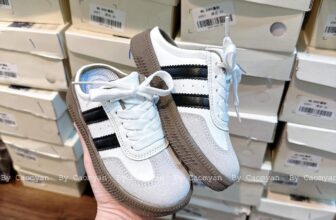 [🆕🇻🇳]   Cầu Vồng – Thế Giới Của Mẹ – Chuyên quần áo baby Quảng Châu, VNXK, hàng Thương hiệu 🧑‍🧒❤️️👶⭐️ Về 10 lần mê 10lần kkk. Gom #chuyến #cuối cùng.
2 màu: Sọc đen và Sọc hồng ạ .#179kkkFullsize 26-36 Form nhỏ chân dày tăng sjze
Size 26 cho chân 14,5 , shares-0✔️ , likes-6❤️️ , date-2024-12-30 20:57:44🇻🇳🇻🇳🇻🇳📰🆕