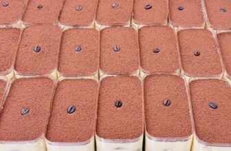 [🆕🇻🇳] Jasmine-tiệm bánh nhỏ xinh chuyên bánh mì, bánh kem Whipping chất lượng cao 🍔 Top1Food  🍜 TIRAMISU PREMIUM luôn là món bánh lạnh được cả nhà yêu thích từ sau khi update ct mới. Ít ngọt, nồng đượm, béo ngậy mà lại thanh thanh.#bakery #cakeshop  , shares-0✔️ , likes-0❤️️ , date-2024-12-31 03:14:03🇻🇳🇻🇳🇻🇳📰🆕