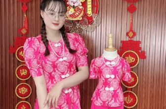 [🆕🇻🇳]  Chuyên sỉ lẻ đồ ồ bà ba bé 🧑‍🧒❤️️👶⭐️ CẬP NHẬT MẪU TẾT KHÁCH ƠISet bà ba tay búp chất liệu gấm lụa mềm đẹp
Size bé từ 6 -40kí
Size mẹ từ 40_74kí
Khách ib để e TV cho mình nha
, shares-0✔️ , likes-5❤️️ , date-2024-12-31 02:40:55🇻🇳🇻🇳🇻🇳📰🆕