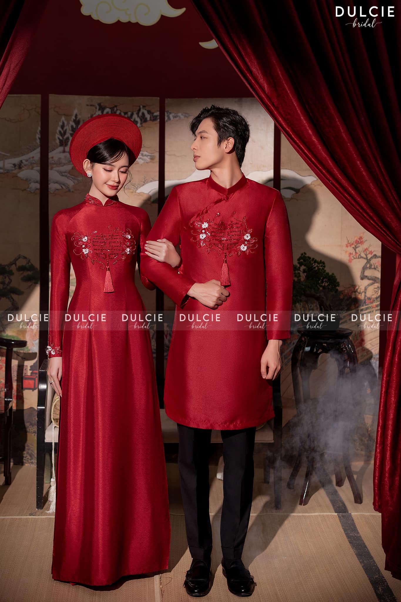 [🆕🇻🇳]  Tổng Kho Kim Thuỷ – Tổng Kho Kim Thuỷ chuyên bán buôn quần áo trẻ em, mẫu mã phong phú, chất lượng 🧑‍🧒❤️️👶⭐️ KHOÁC PHAO CỒ VỪA XINH VỪA ẤM CHO NGÀY TẾT 
Em trả ảnh khoác phao cồ cực xịn luôn ạ. Các chị nhanh tay inbox cho em để được lên đơn nhé ạ!

 Giá chỉ 265.00 , shares-1✔️ , likes-0❤️️ , date-2025-01-01 01:15:05🇻🇳🇻🇳🇻🇳📰🆕