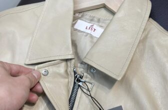 [???] TUẤN TÚ – Hàng Hiệu Xuất Khẩu ? Top1Fashion ?   Sản phẩm dư tính chiếc cực kỳ độc thương hiệu hàn dành cho chị em nhé , chất liệu da PU mềm hãng bán gần 4tr giá em chỉ vài trăm thôi các chị nha .
, shares-0✔️ , likes-12❤️️ , date-2025-01-02 23:20:53????????