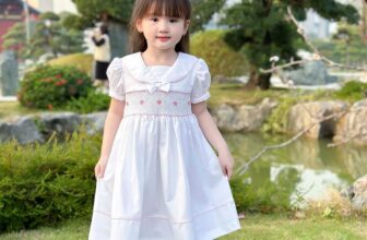 [🆕🇻🇳] Sally’s House – Thời trang cao cấp dành cho bé gái 🧑‍🧒❤️️👶⭐️ Thêm mẫu đầm smock lính thủy thêu tay màu trắng cho các bé.
, shares-0✔️ , likes-1❤️️ , date-2025-01-03 20:19:00🇻🇳🇻🇳🇻🇳📰🆕