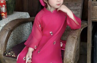 [🆕🇻🇳] ULACHOI’S OFFICIAL STORE – “ĐẸP VÀ CHẤT” 😎❤️️⭐️  Áo dài Mẫn Hoa – Dịu dàng như cánh đào xuânSắc hồng đào ấm áp kết hợp chất liệu tơ mềm mại, thoáng mát, áo dài Mẫn Hoa là lựa chọn hoàn hảo để bé yêu , shares-1✔️ , likes-2❤️️ , date-2025-01-02 22:22:36🇻🇳🇻🇳🇻🇳📰🆕