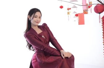 [🆕🇻🇳] Yoga Quỳnh Phạm – Chia sẻ kiến thức, kinh nghiệm luyện tập về yoga 🧘 Top1Yoga 🧘 Mỗi lần cứ độ Xuân sang.
Đào, Mai đua sắc dịu dàng đón xuân.
Em ngồi lòng cứ bâng khuâng.
Mở ảnh năm trước ngỡ Xuân đang về..
, shares-0✔️ , likes-134❤️️ , date-2024-12-31 16:28:15🇻🇳🇻🇳🇻🇳📰🆕